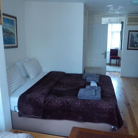 Eagles Budget Home Стамбул Номер фото