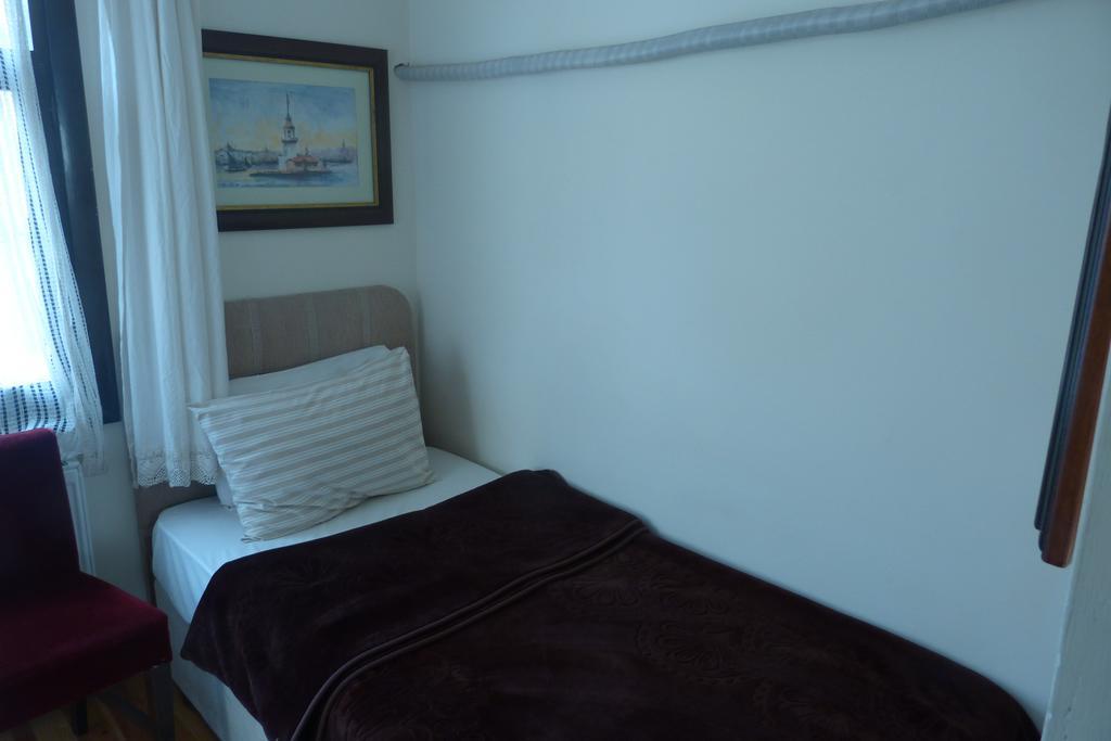 Eagles Budget Home Стамбул Номер фото