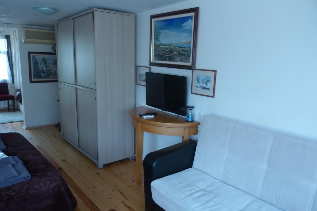 Eagles Budget Home Стамбул Номер фото