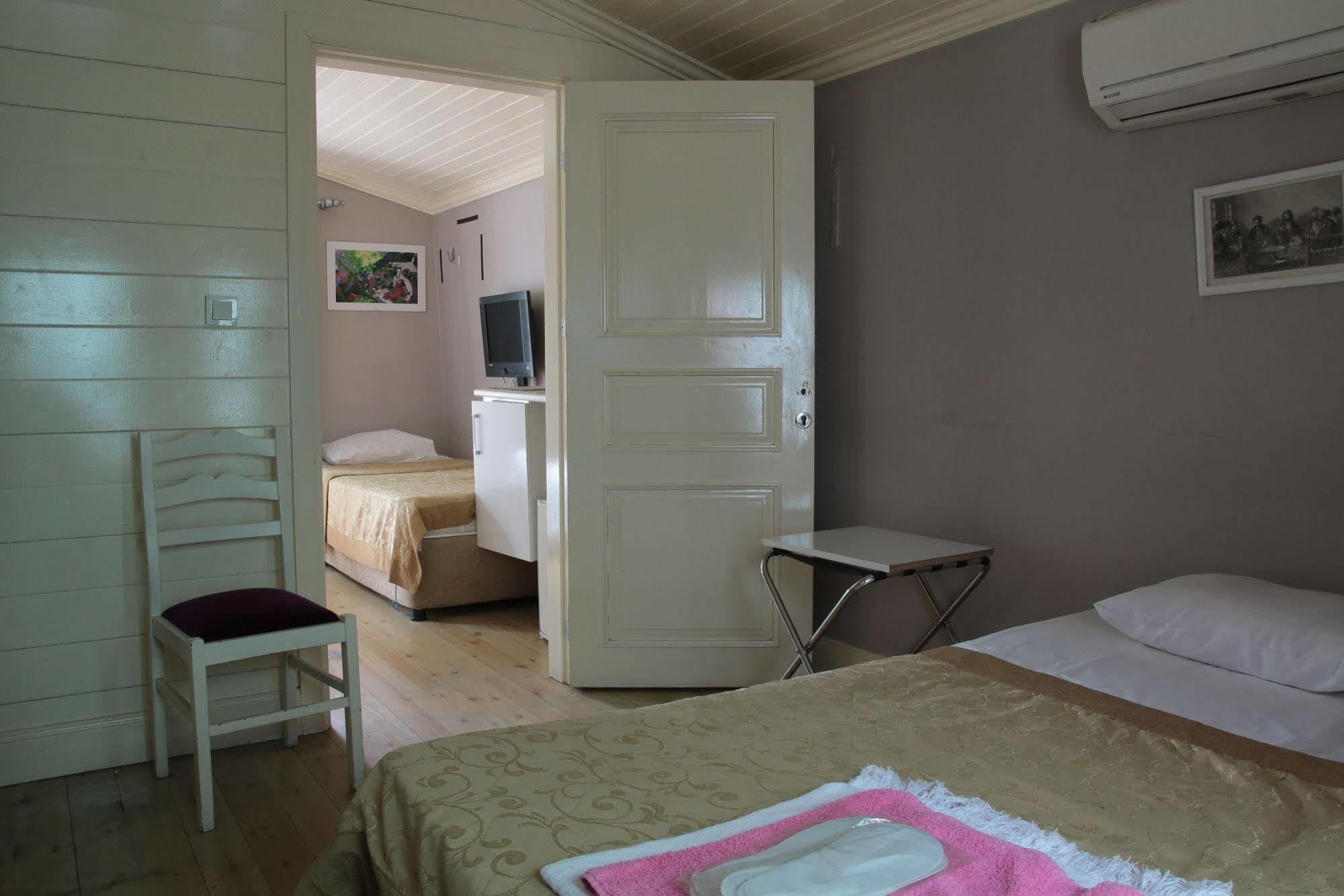 Eagles Budget Home Стамбул Экстерьер фото